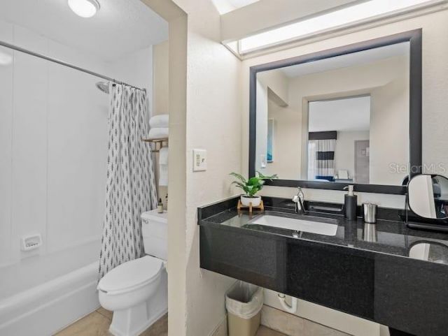 7150 N Tamiami Trail, Unit S-613, Sarasota, FL 34243 Photo