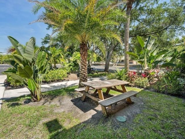 7150 N Tamiami Trail, Unit S-613, Sarasota, FL 34243 Photo