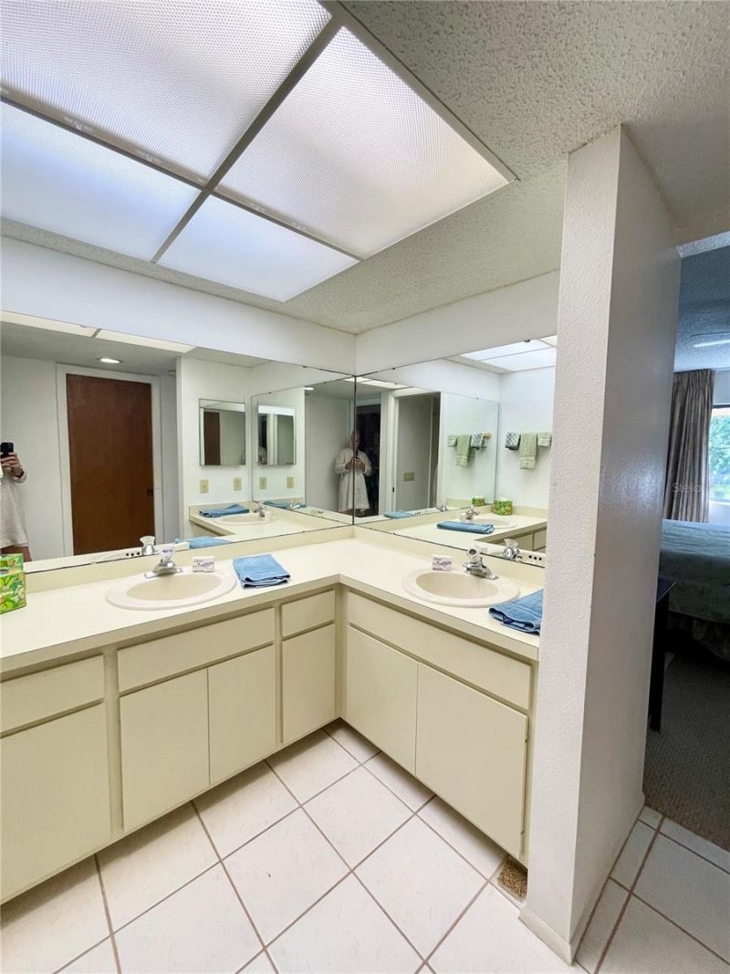 3097 Willow Green, Unit 32, Sarasota, FL 34235 Photo