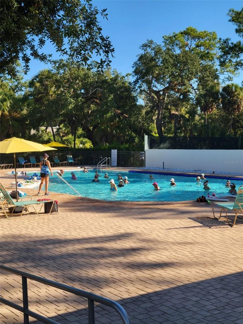 3097 Willow Green, Unit 32, Sarasota, FL 34235 Photo