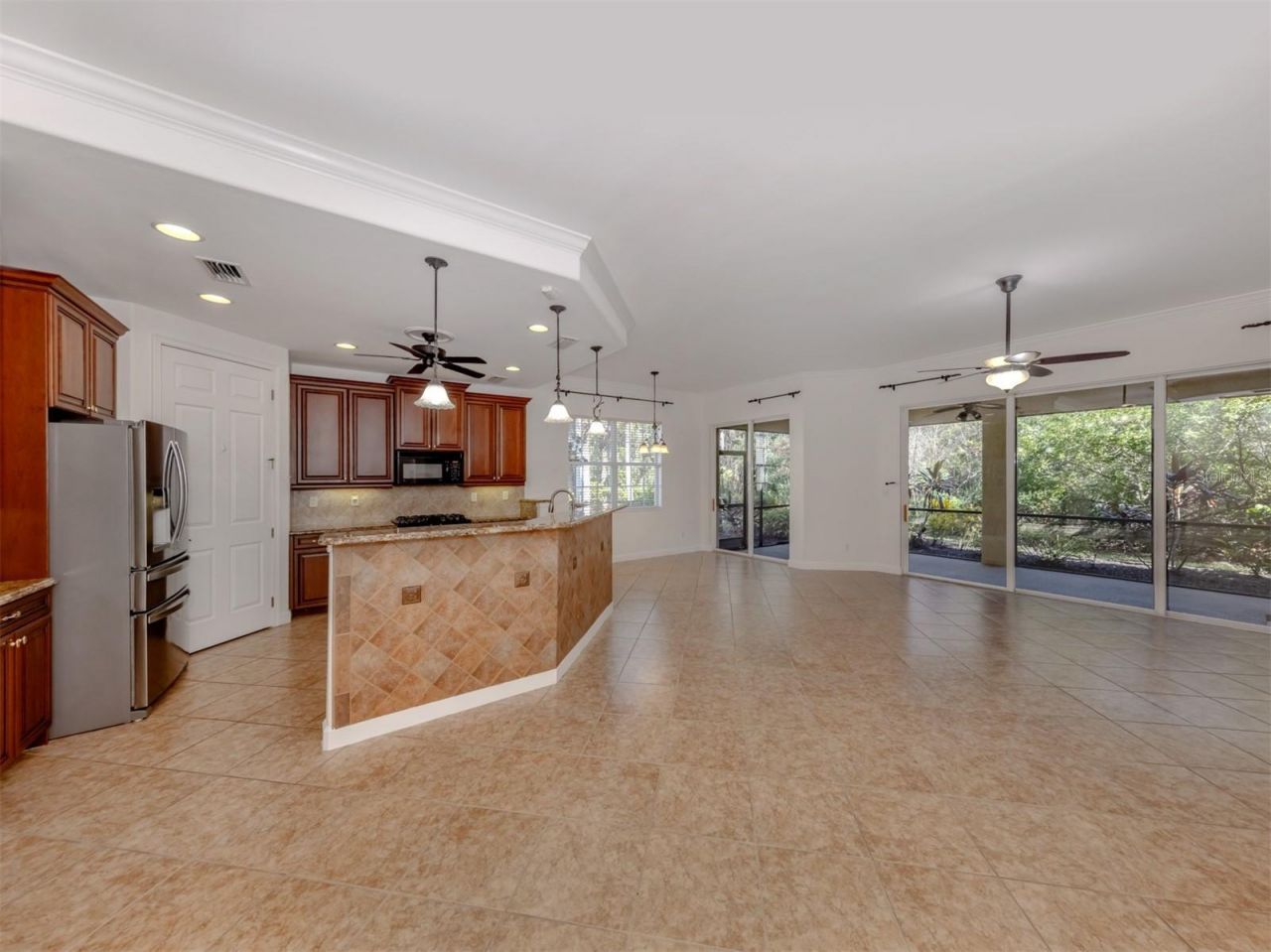 122 Bella Vista Terrace, Unit 8A, North Venice, FL 34275 Photo