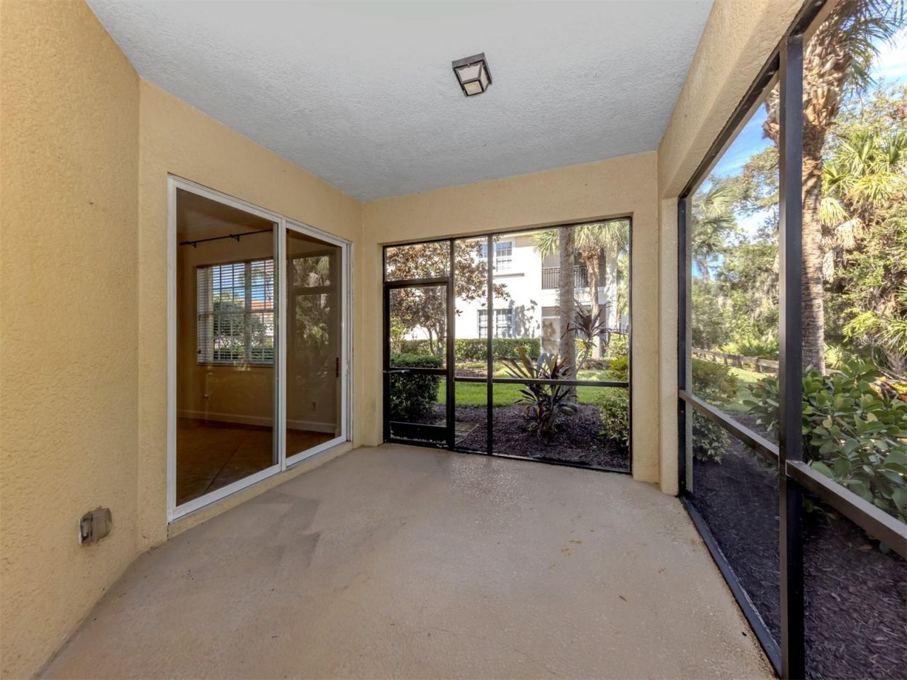 122 Bella Vista Terrace, Unit 8A, North Venice, FL 34275 Photo