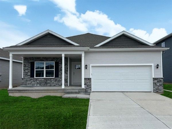 3605 Paradise Lane, Waukee, IA 50263