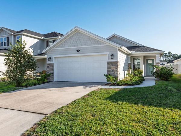 28 Peace River Rd, St Johns, FL 32259