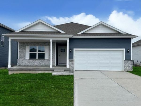 3560 Azalea Drive, Waukee, IA 50263