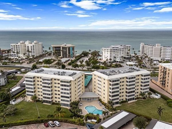 3410 Gulf Shore BLVD N, Unit 302, NAPLES, FL 34103