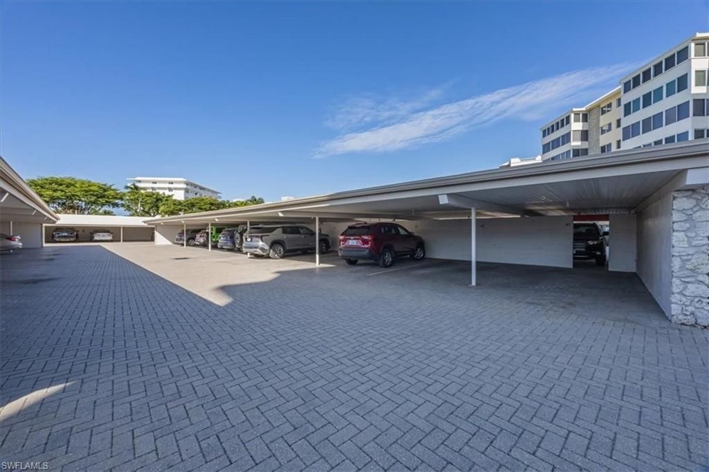 3410 Gulf Shore Blvd N, Unit 302, Naples, FL 34103 Photo