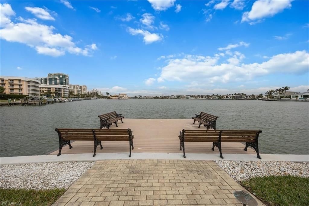 3410 Gulf Shore Blvd N, Unit 302, Naples, FL 34103 Photo