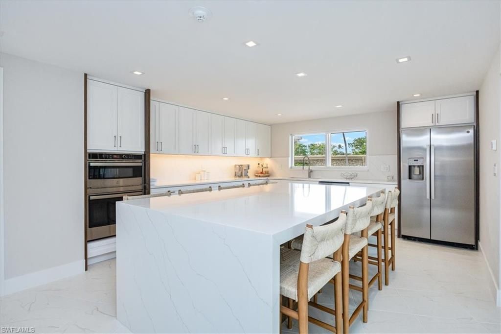 3410 Gulf Shore Blvd N, Unit 302, Naples, FL 34103 Photo