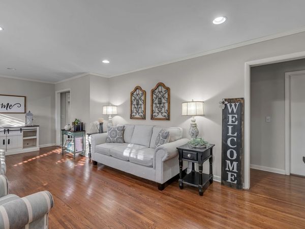 300 Kemper Dr S, Madison, TN 37115