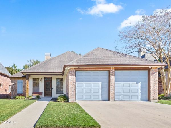 205 Metairie Court, Lafayette, LA 70503
