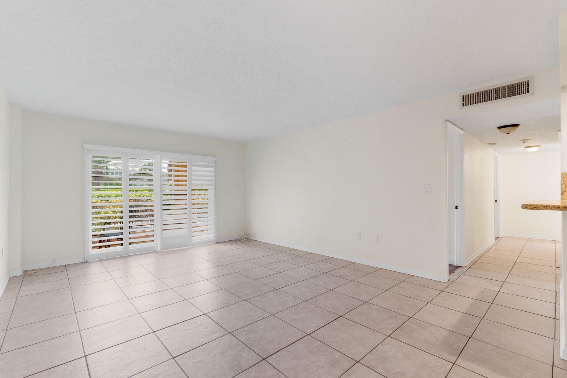 951 De Soto Road, Unit 130, Boca Raton, FL 33432 Photo