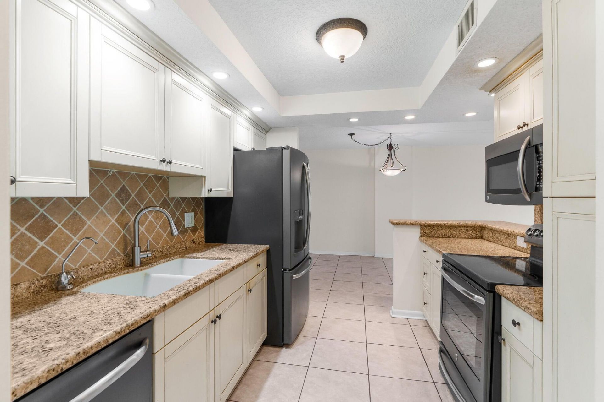 951 De Soto Road, Unit 130, Boca Raton, FL 33432 Photo