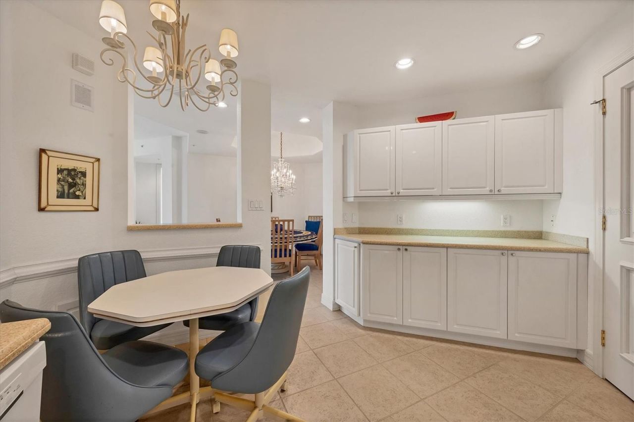 340 S Palm Avenue, Unit 32, Sarasota, FL 34236 Photo