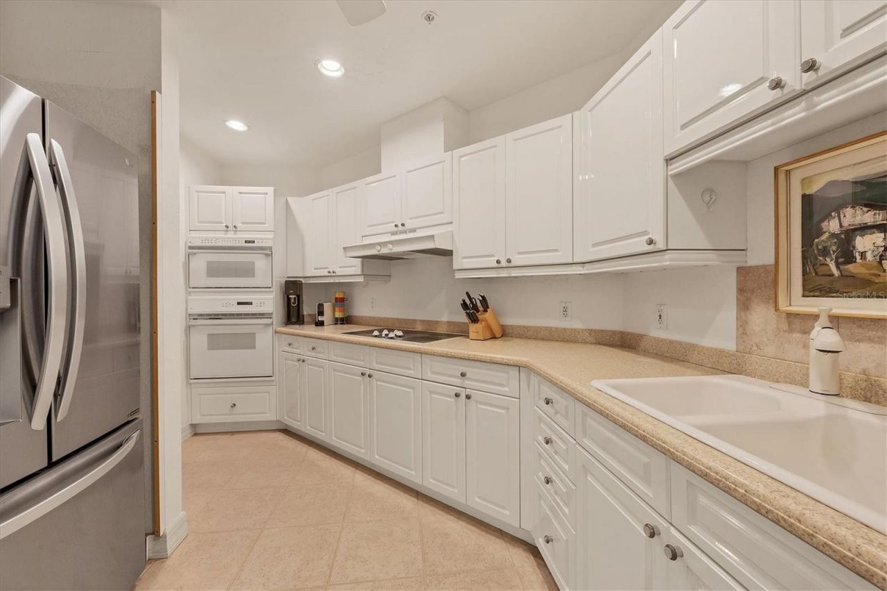 340 S Palm Avenue, Unit 32, Sarasota, FL 34236 Photo