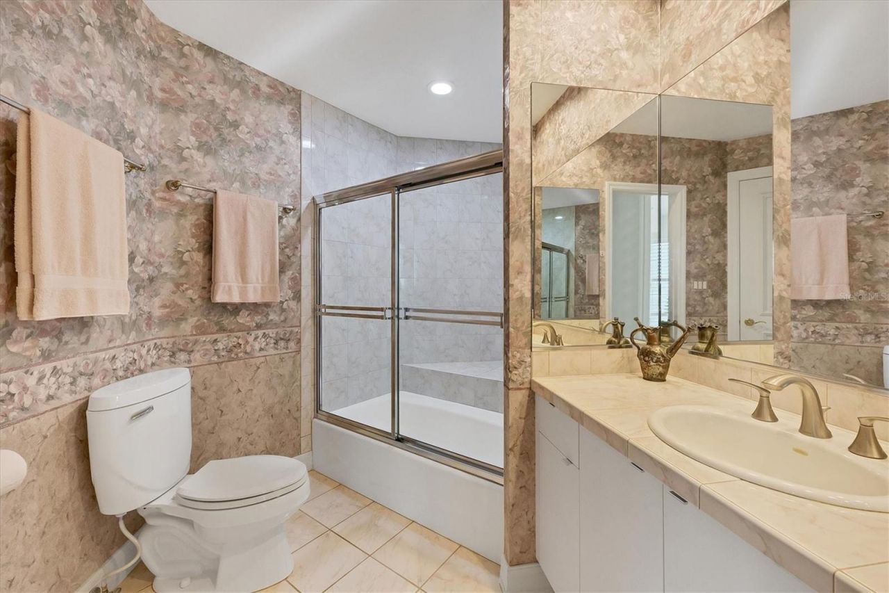 340 S Palm Avenue, Unit 32, Sarasota, FL 34236 Photo