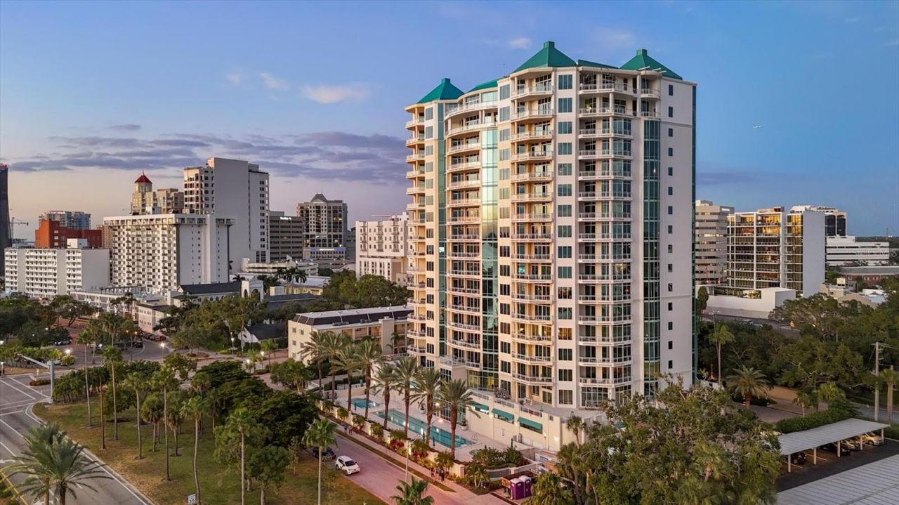 340 S Palm Avenue, Unit 32, Sarasota, FL 34236 Photo