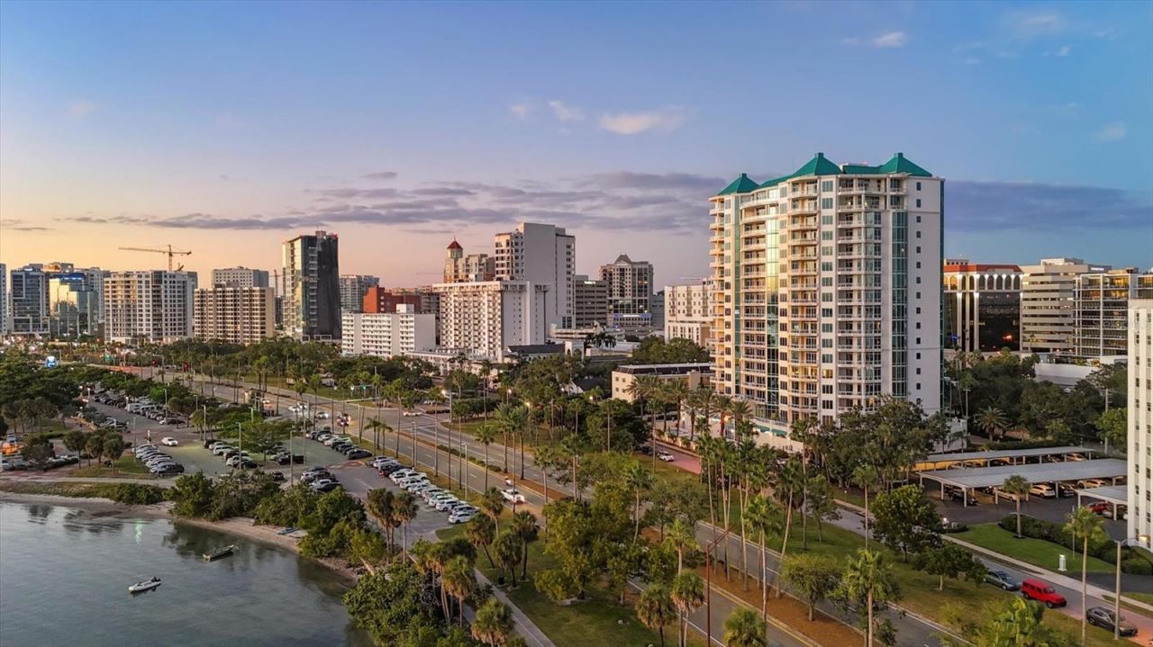 340 S Palm Avenue, Unit 32, Sarasota, FL 34236 Photo