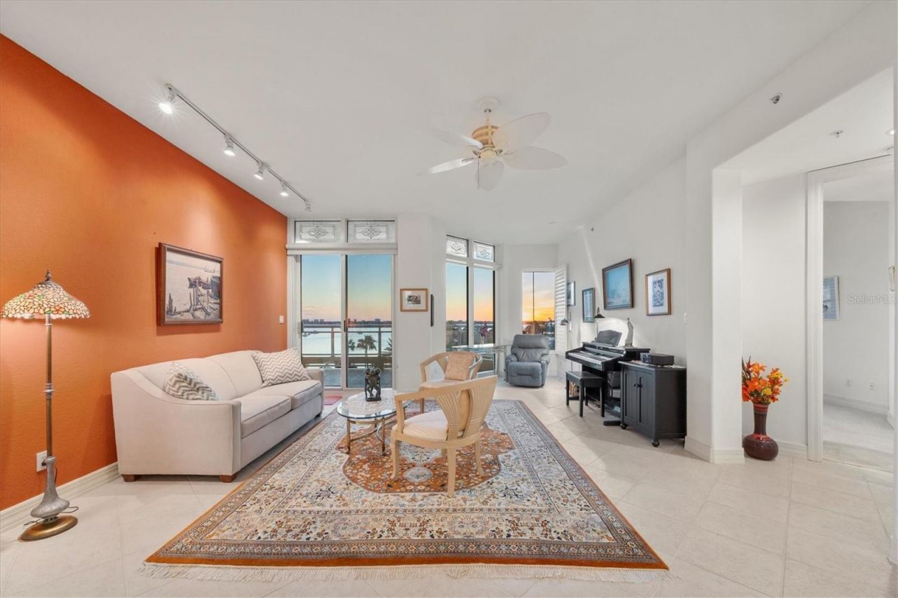 340 S Palm Avenue, Unit 32, Sarasota, FL 34236 Photo