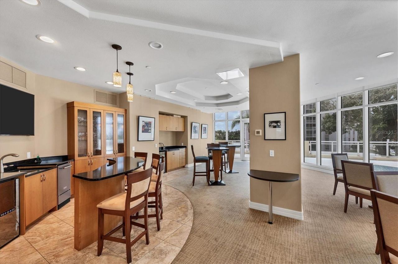 340 S Palm Avenue, Unit 32, Sarasota, FL 34236 Photo