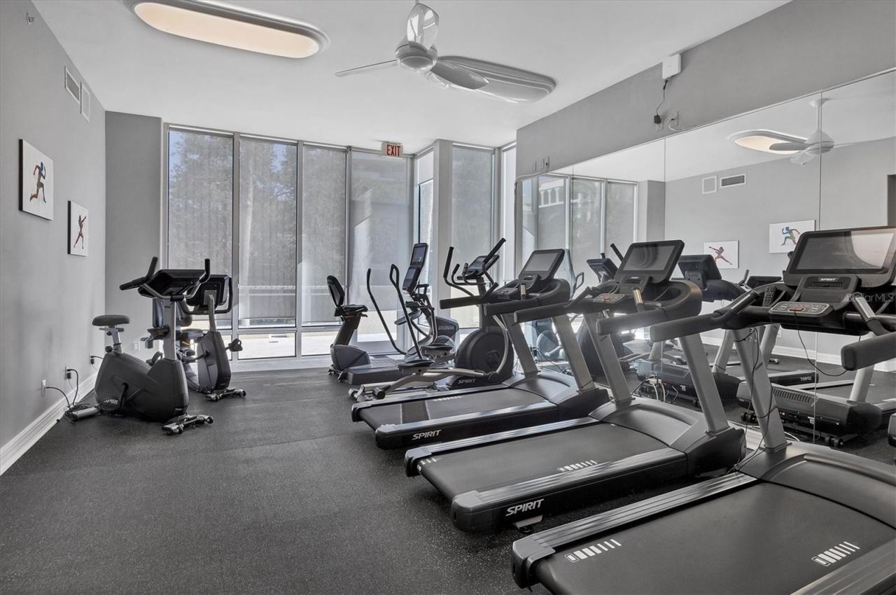 340 S Palm Avenue, Unit 32, Sarasota, FL 34236 Photo