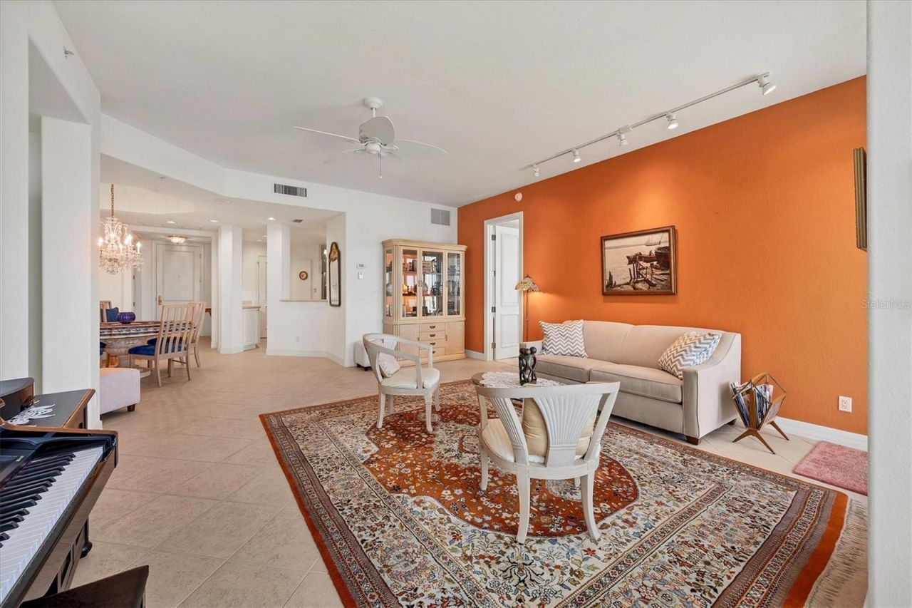 340 S Palm Avenue, Unit 32, Sarasota, FL 34236 Photo