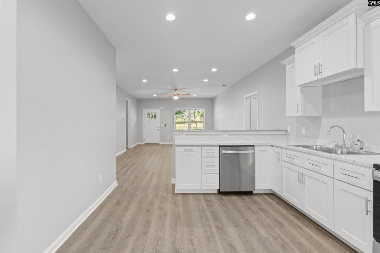 1359 Columbia Road Photo 5