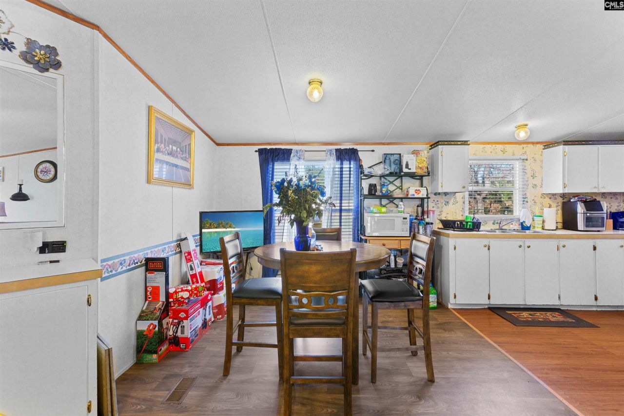 168 Blessing Road Photo 8