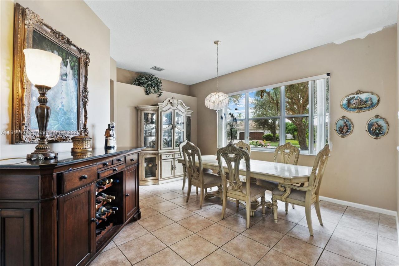 13875 SW 41st St, Davie, FL 33330 Photo