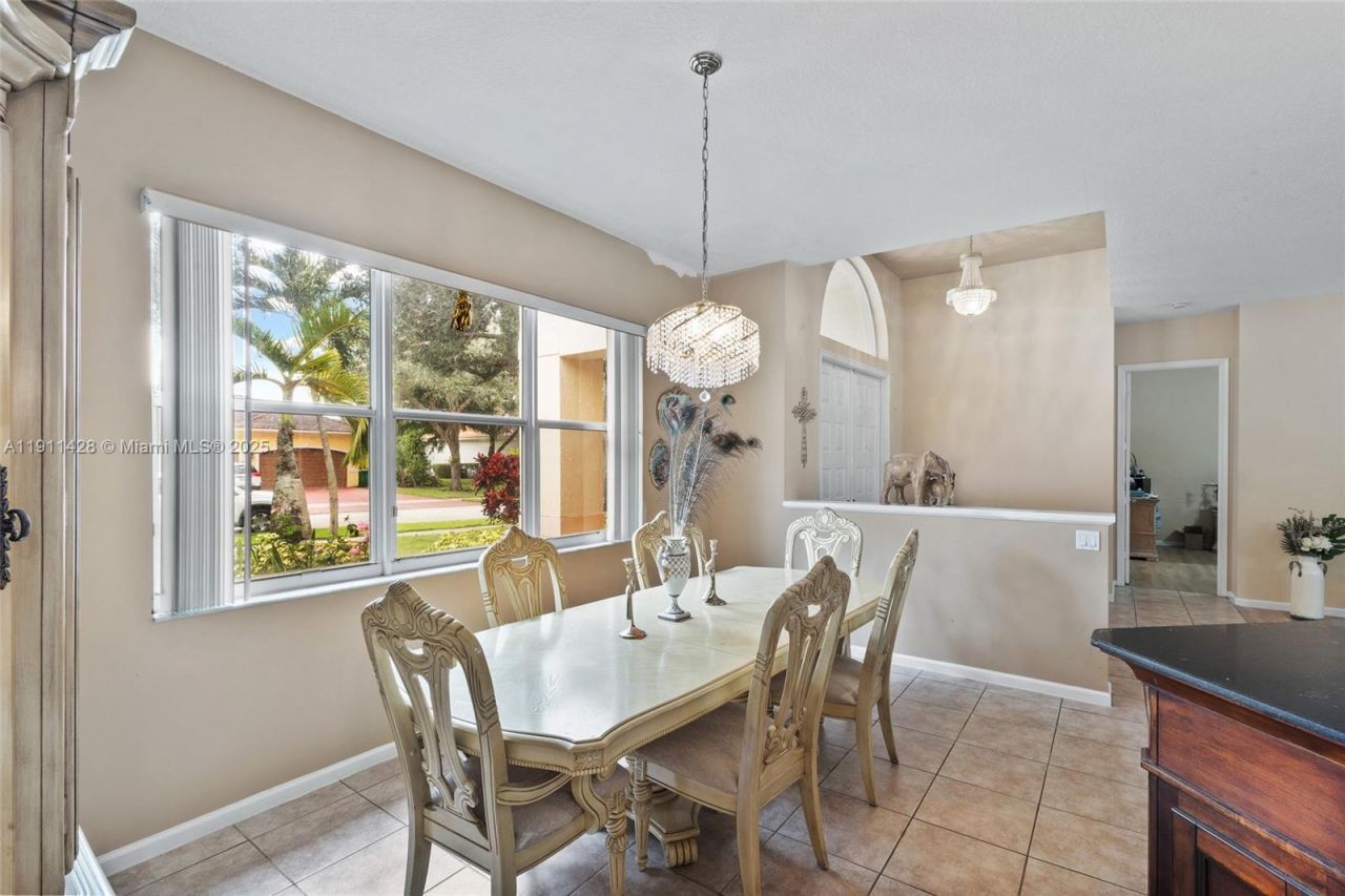 13875 SW 41st St, Davie, FL 33330 Photo