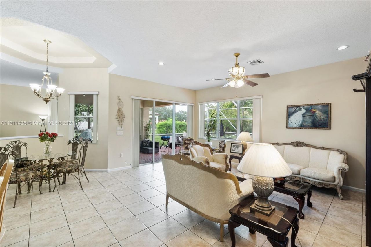 13875 SW 41st St, Davie, FL 33330 Photo