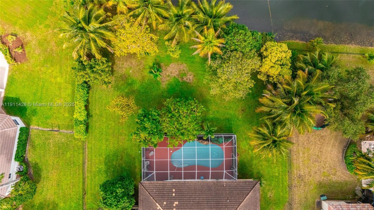 13875 SW 41st St, Davie, FL 33330 Photo