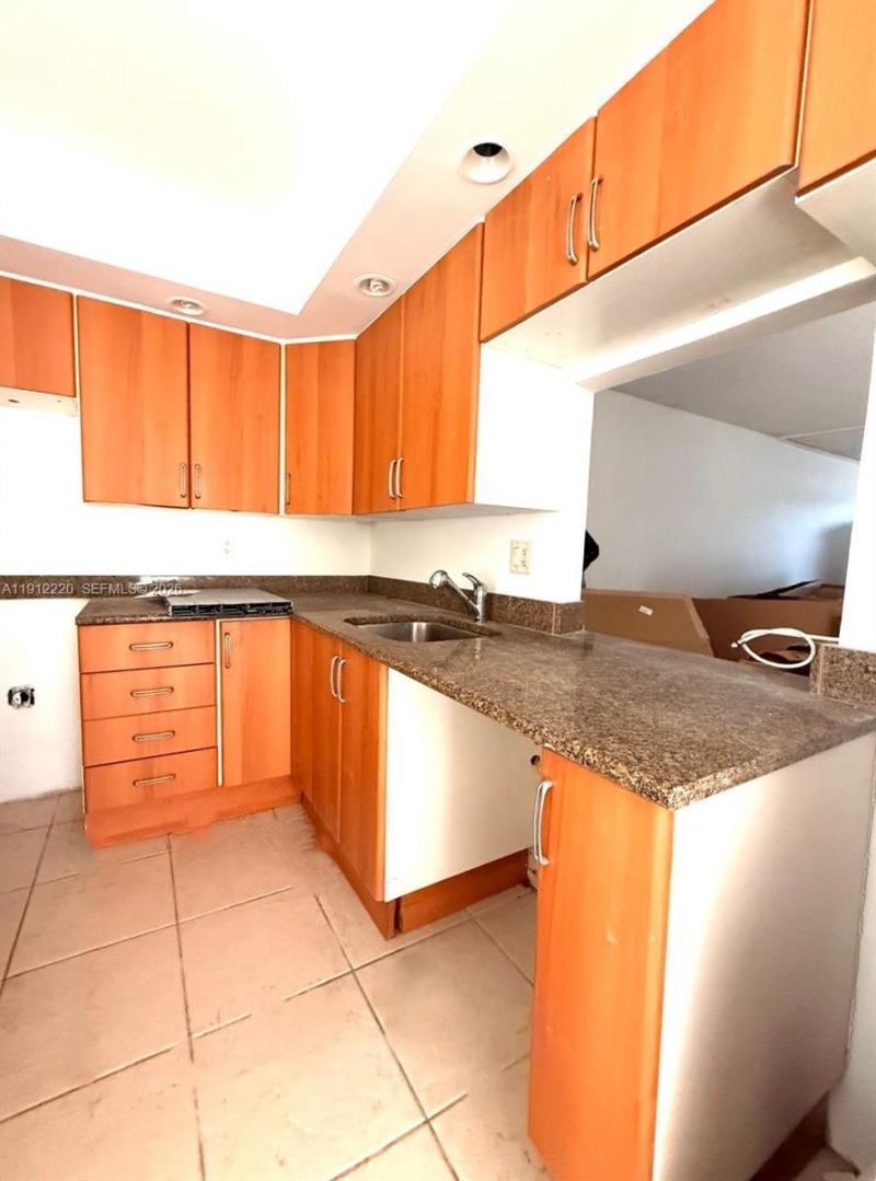 1301 NE 191st St, Unit F110, Miami, FL 33179 Photo