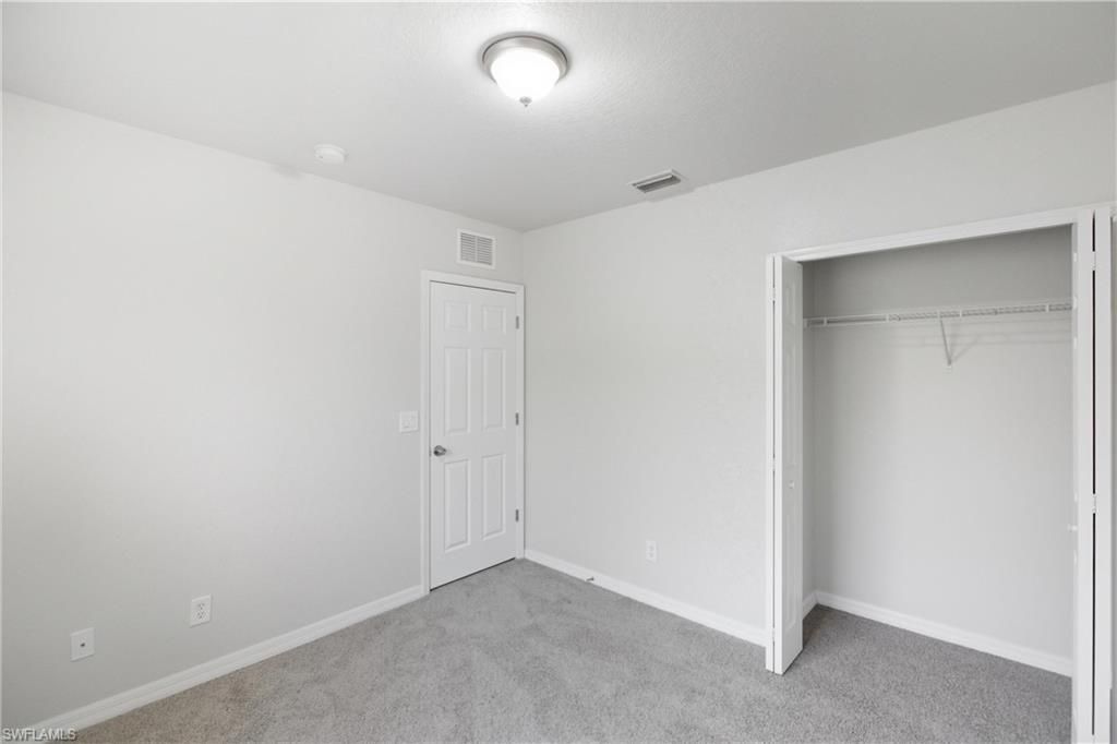 9656 Roundstone Cir, Fort Myers, FL 33967 Photo