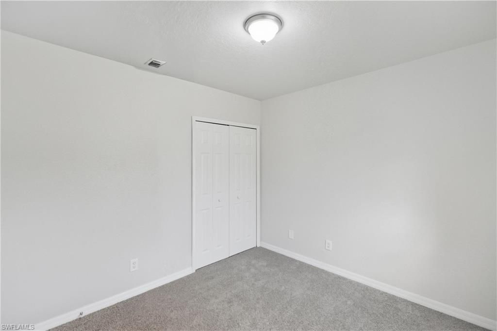 9656 Roundstone Cir, Fort Myers, FL 33967 Photo