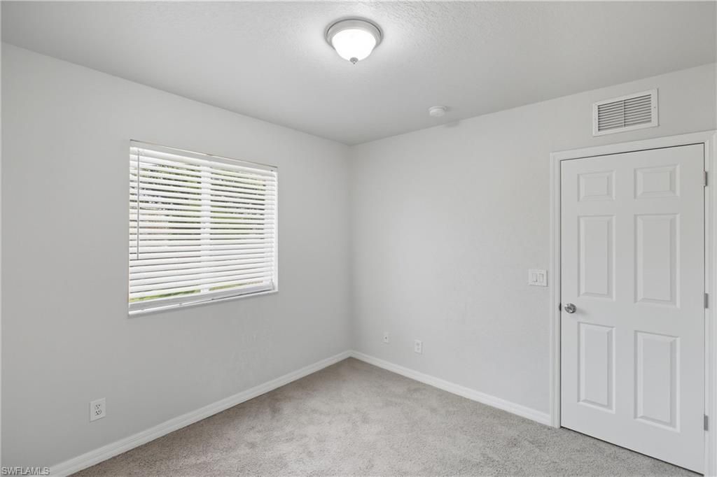 9656 Roundstone Cir, Fort Myers, FL 33967 Photo