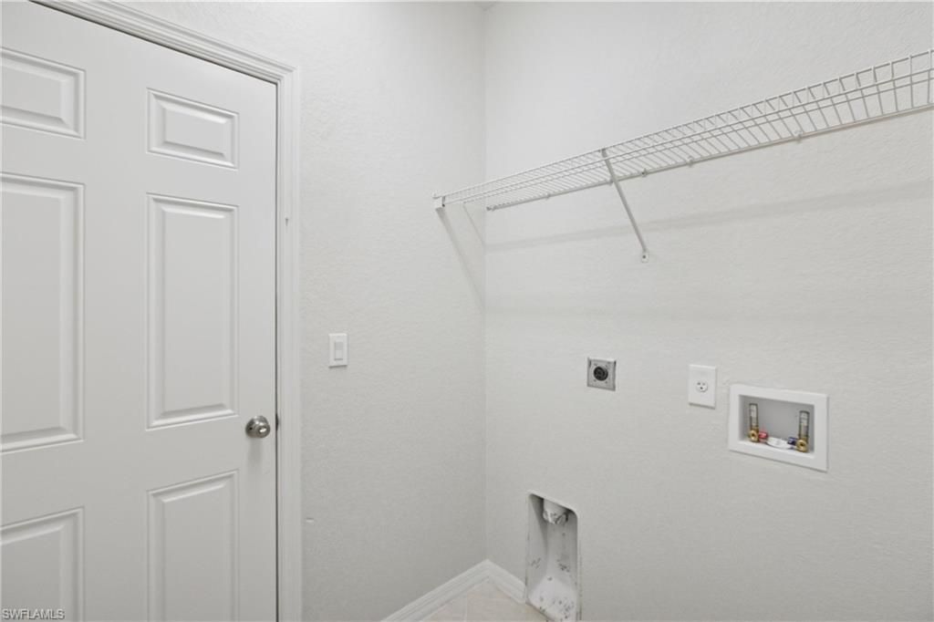 9656 Roundstone Cir, Fort Myers, FL 33967 Photo