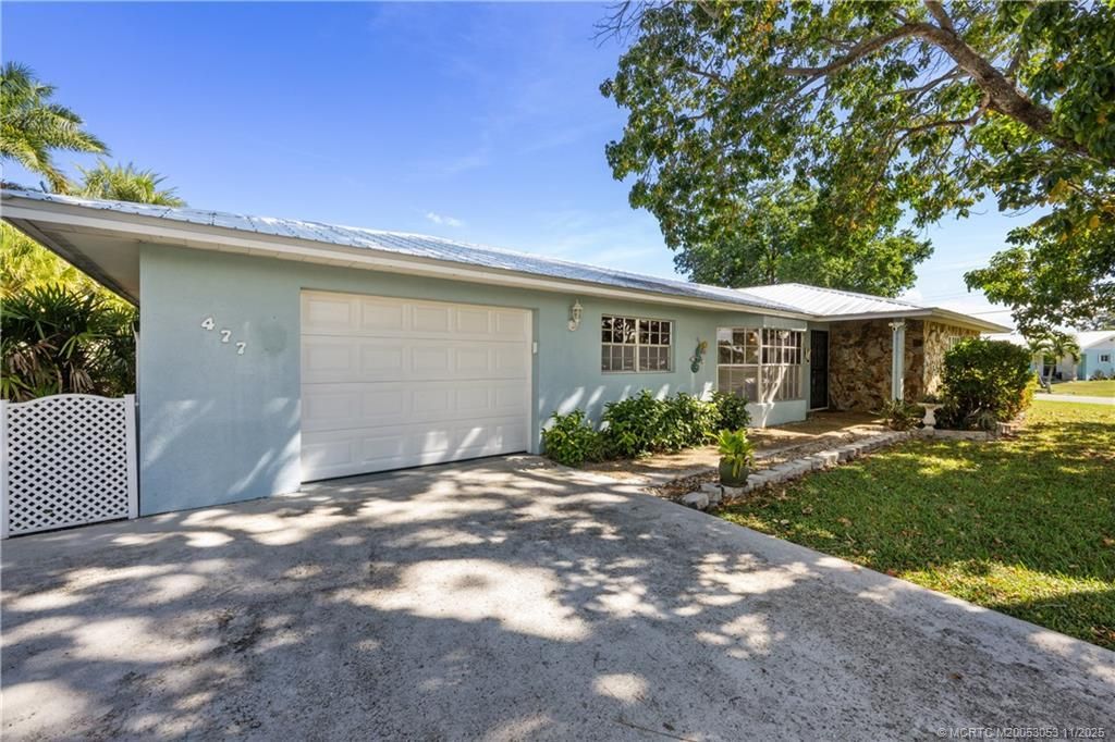 477 SE Seabreeze Lane, Port Saint Lucie, FL 34983 Photo