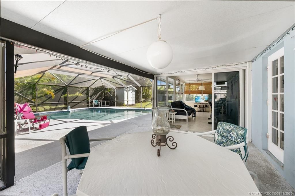 477 SE Seabreeze Lane, Port Saint Lucie, FL 34983 Photo