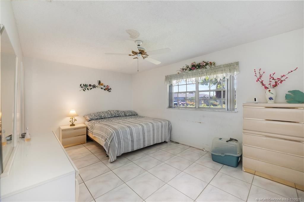 477 SE Seabreeze Lane, Port Saint Lucie, FL 34983 Photo