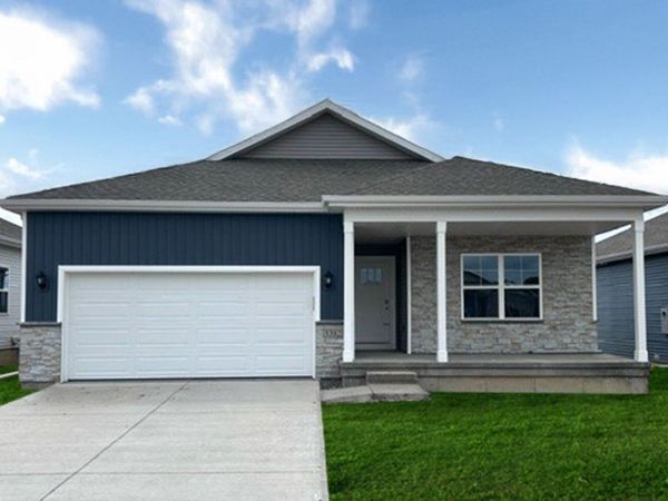 3585 Paradise Lane, Waukee, IA 50263