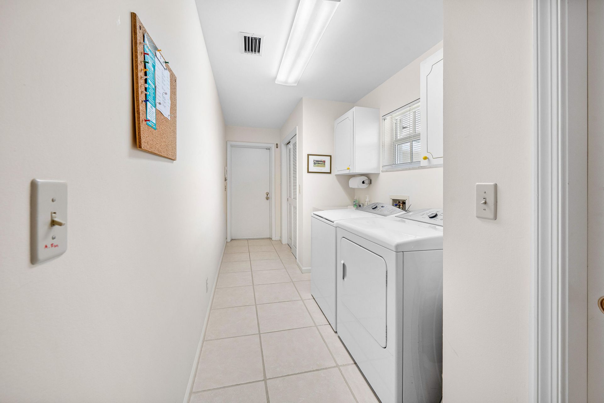 489 S Country Club Drive, Atlantis, FL 33462 Photo