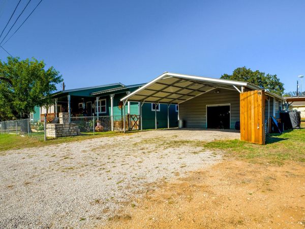 301 E Castlebriar DR, Marble Falls, TX 78654