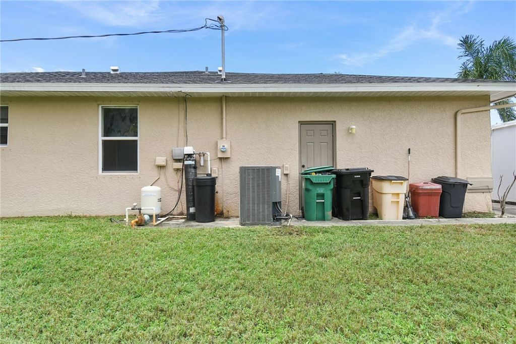 111 North Danville Circle, Port Saint Lucie, FL 34953 Photo