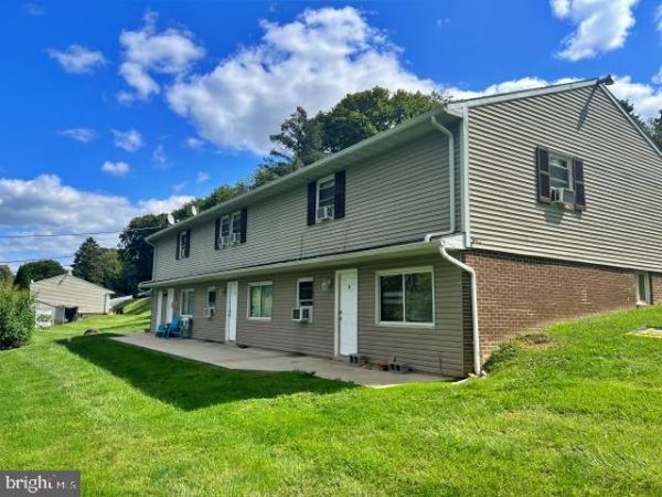 27 E MAIN STREET, Unit F, WINDSOR, PA 17366