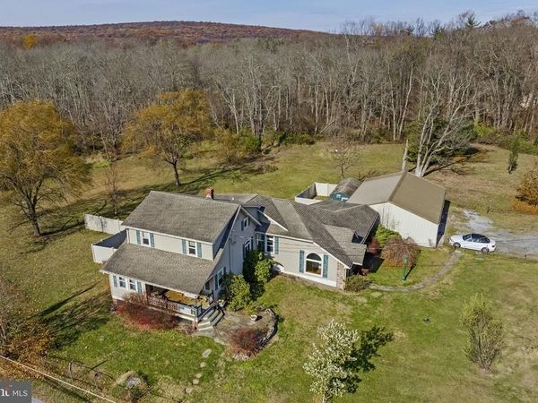 451 PINE SWAMP ROAD, ELVERSON, PA 19520