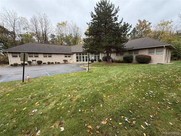 3380 Beecher Road , Flint, MI 48532