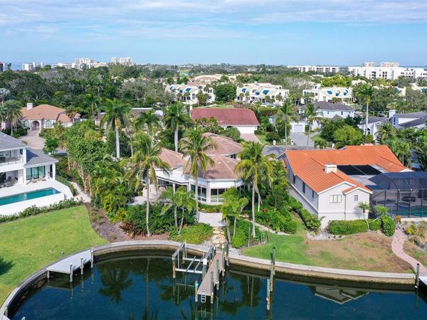 510 HARBOR GATE WAY, LONGBOAT KEY, FL 34228