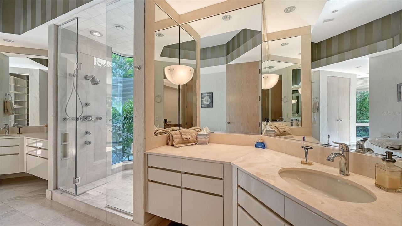 510 Harbor Gate Way, Longboat Key, FL 34228 Photo