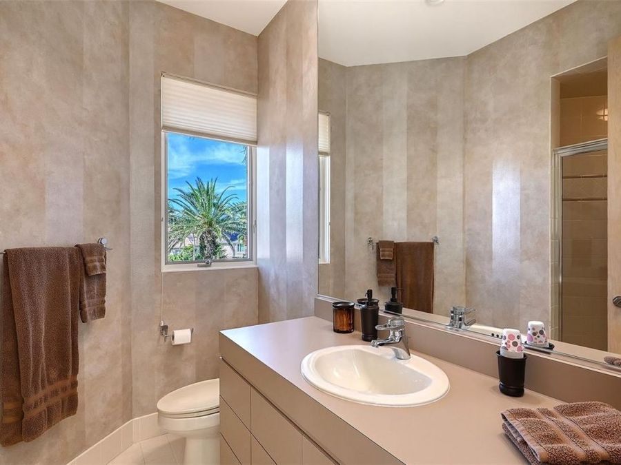 Property Image 80